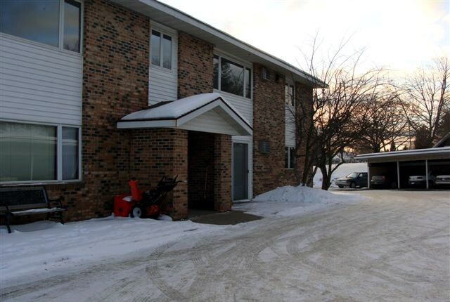 Foto del edificio - 400 Fairbanks St