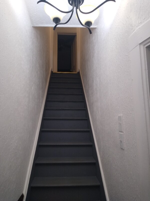 Foto del edificio - 312 N Davis St
