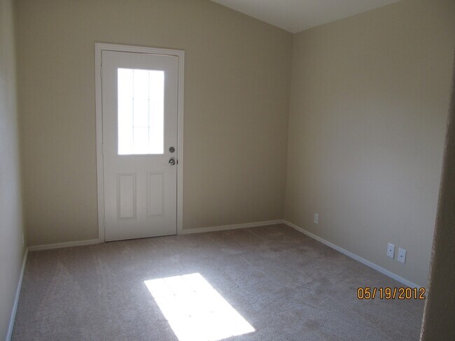 Foto del edificio - East Mesa 5 bedroom / 3 bath home COMING S...