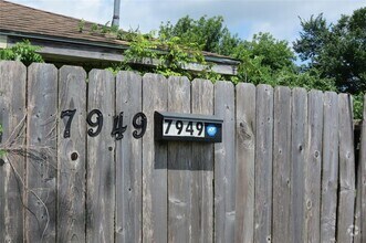 Building Photo - 7949 Lockwood Dr