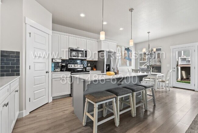 Foto del edificio - NO DEPOSIT option available for qualified ...
