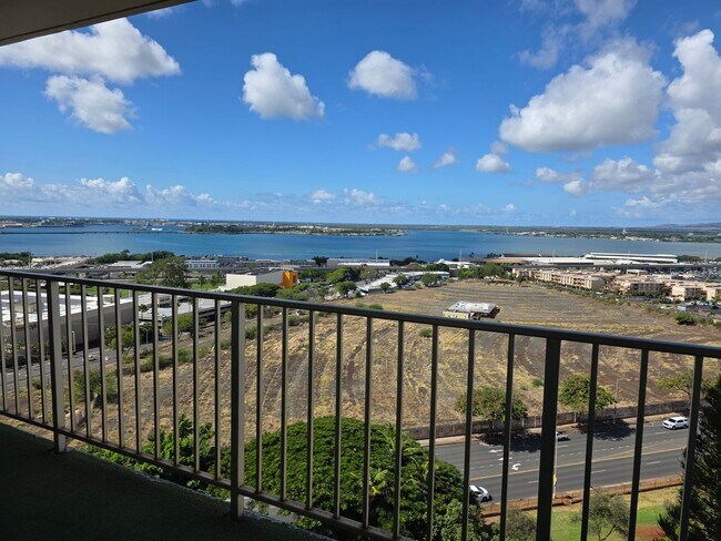 Foto del edificio - Lele Pono - 2 Bedroom 2 Bathroom 2 Parking...