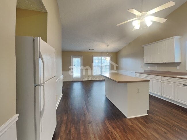 Foto del edificio - 1394 Prospect Creek Ct