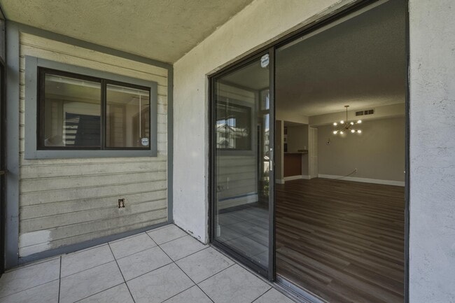 Foto del edificio - 468 NE 206th Ln