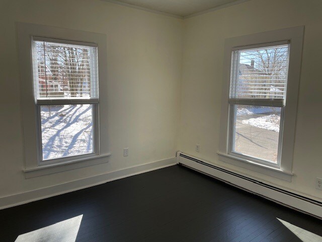 Sala de estar - 462 N Main St