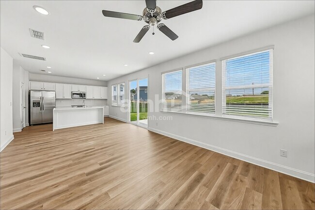 Foto del edificio - 4052 Williams Pond Rd