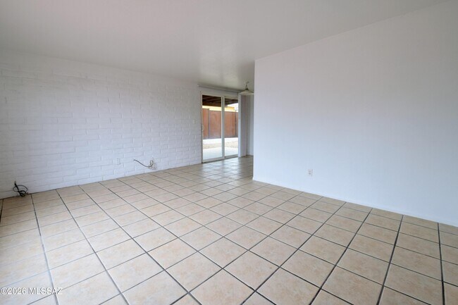 Building Photo - 6722 E 45th St