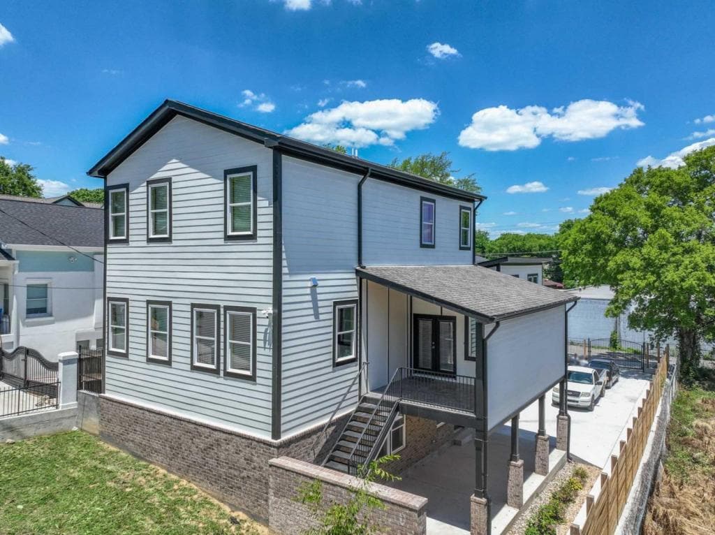 Photo - 42 N Hill St