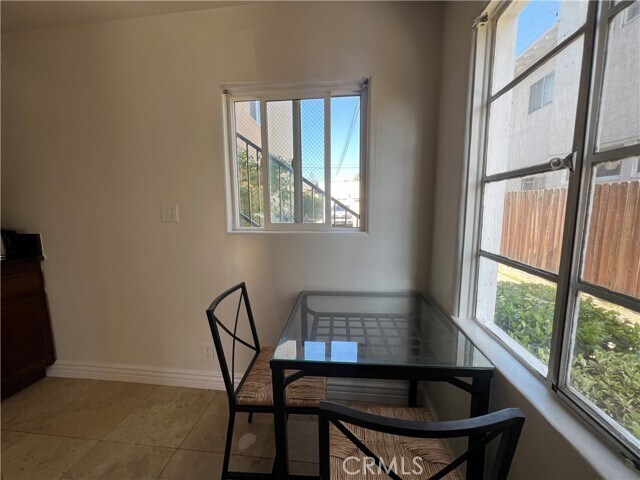 Foto del edificio - 5255 Denny Ave