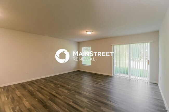 Foto del edificio - 3 Bedroom Pet-Friendly Home in Spring Hill, FL with Main Street Renewal