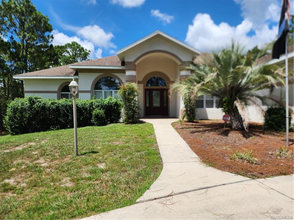 3888 N Stirrup Dr, Beverly Hills, FL 34465 House for Rent in Beverly