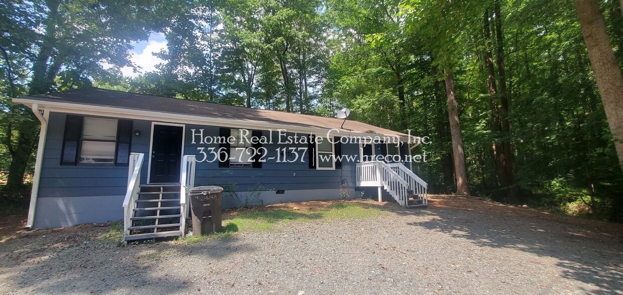 Primary Photo - 4271 Mineral Ave