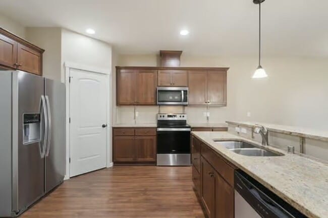 Building Photo - 2605 NE 131st Ct
