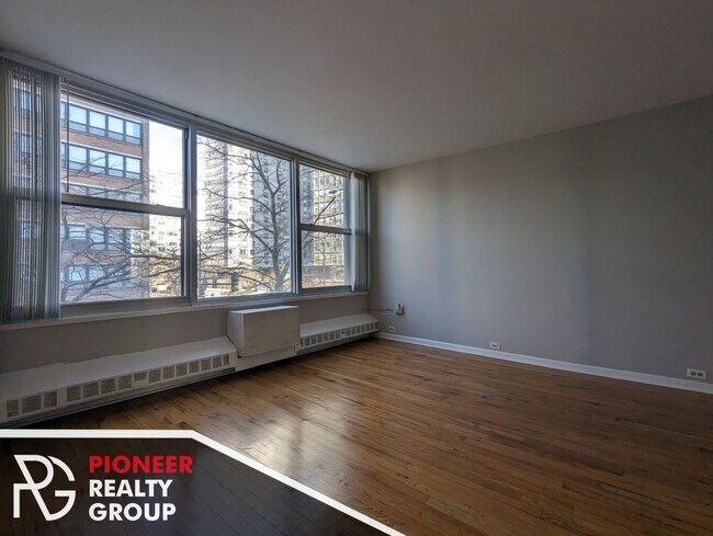 Foto del edificio - 5650 N Sheridan Rd