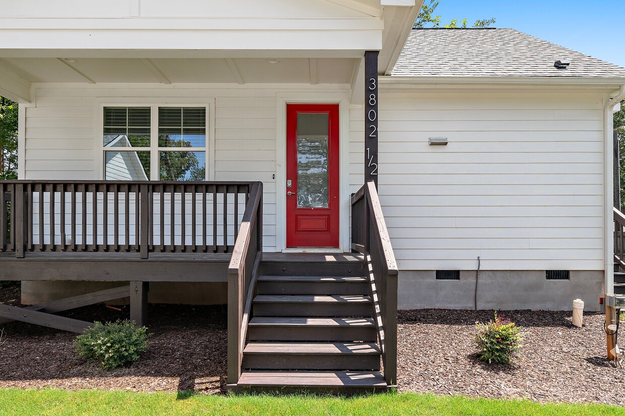Foto principal - 3802 1/2 Kelford St