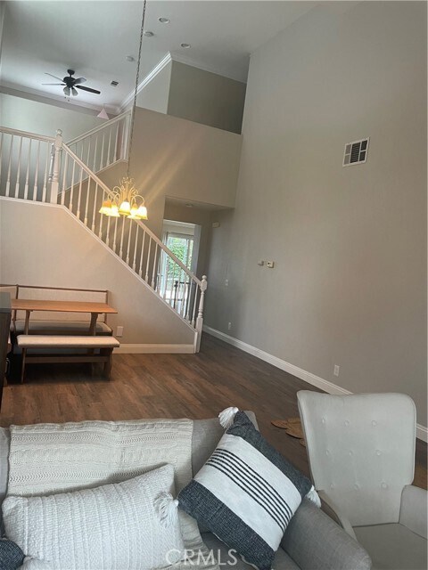 Building Photo - 130 Tamarack Dr