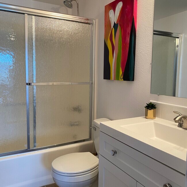 Newly Renovated Modern Bathroom - 1125 N 7th Ave
