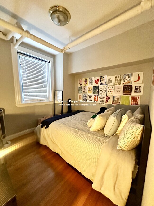 Foto del edificio - 583 Beacon St