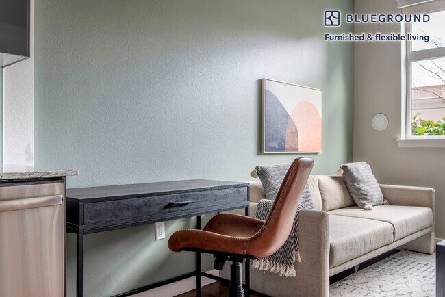 Foto del edificio - 1085 103rd Ave NE