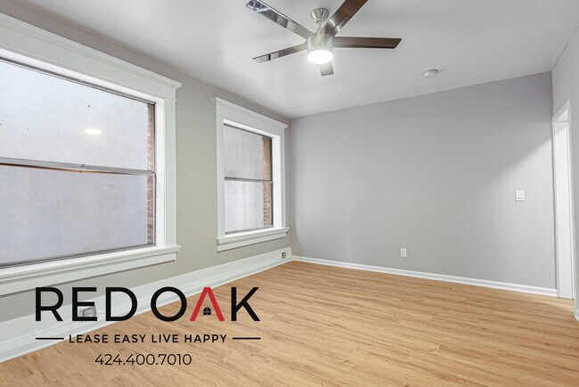 Foto del edificio - ~2 Weeks FREE~ Welcoming, Sunny Studio wit...