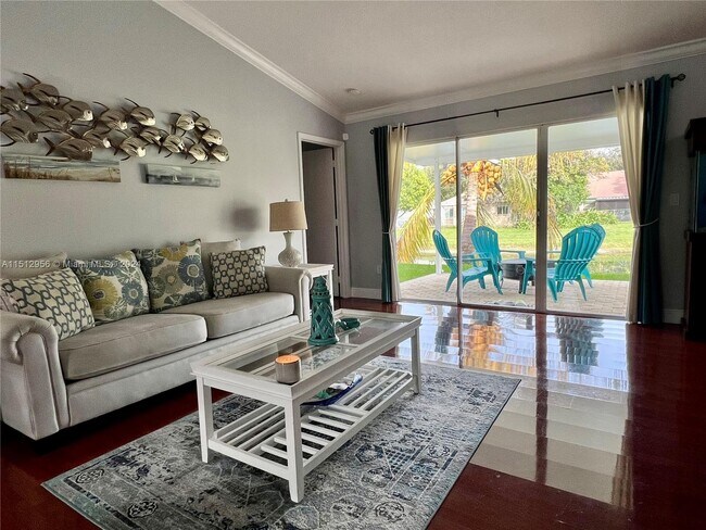 Foto del edificio - 931 SW 87th Ave