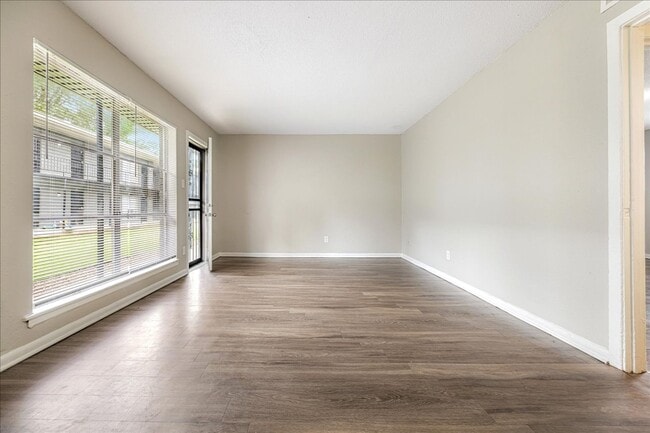 Foto del edificio - Macon Crossing Apartments