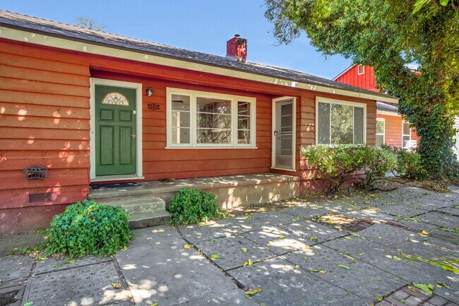 Foto del edificio - 31638 Lodge Rd