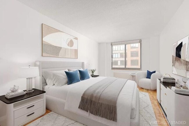 Building Photo - 2 bedroom in NEW YORK NY 10280
