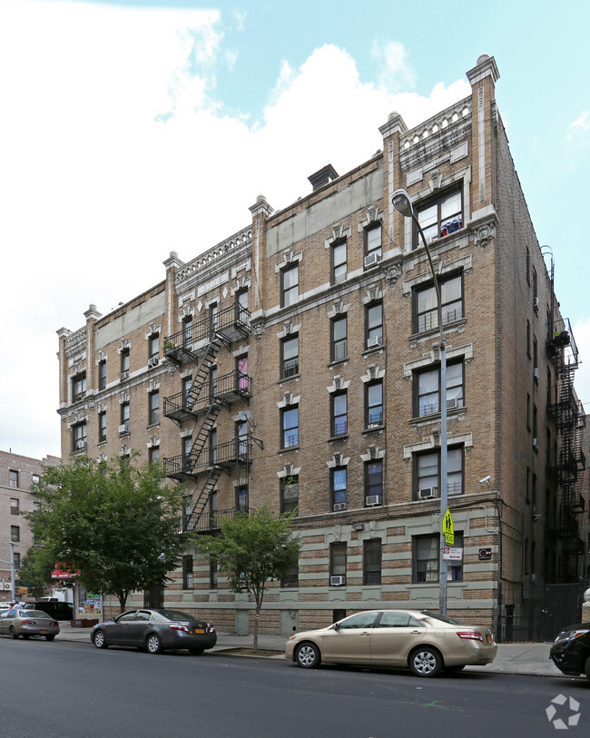 Foto del edificio - 53-55 Vermilyea Ave