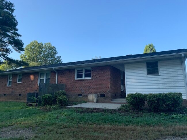 Building Photo - Rental property