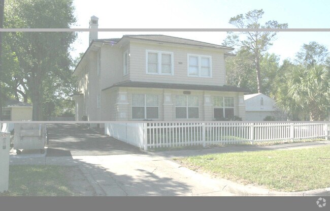  - 909-911 Pine St