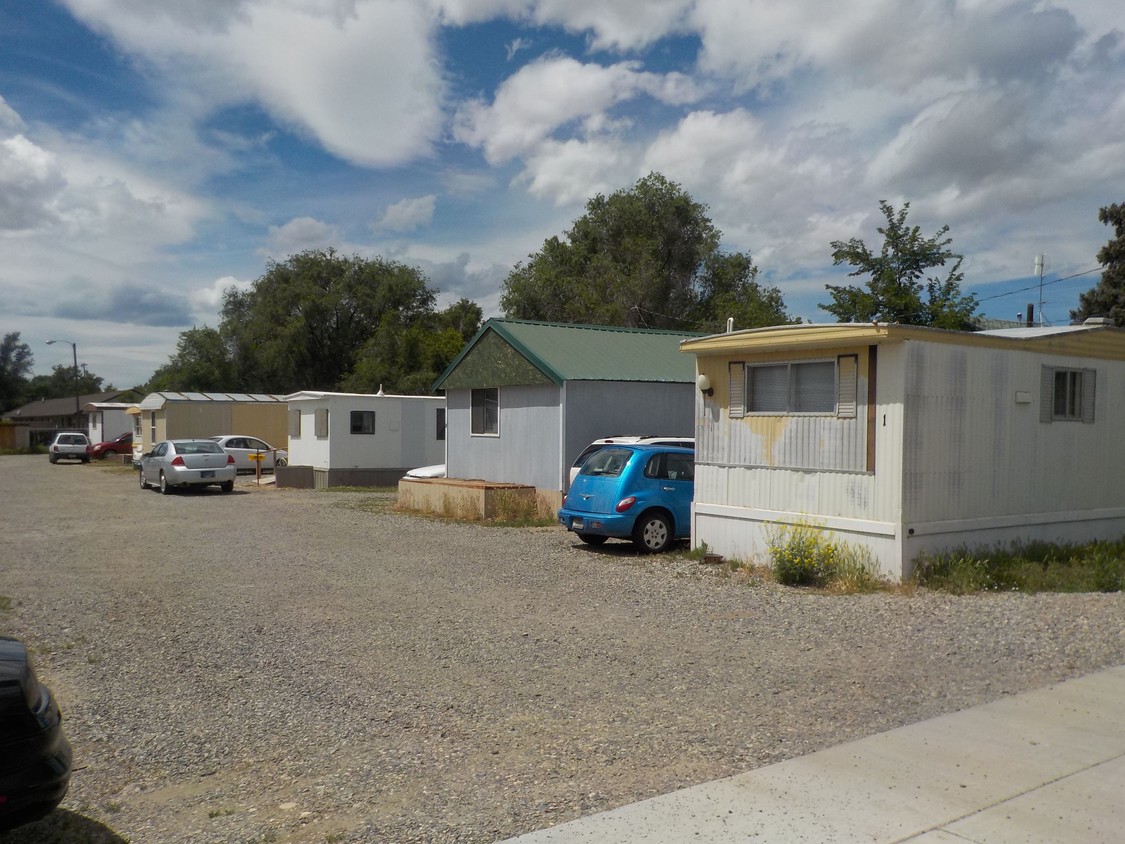 Primary Photo - BENCH COURT MOBILE HOME PARK