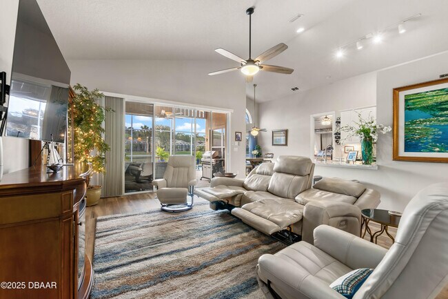 Foto del edificio - 1234 Crown Pointe Ln