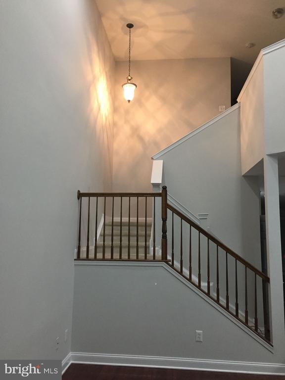 Building Photo - 207 Tall Pines Dr