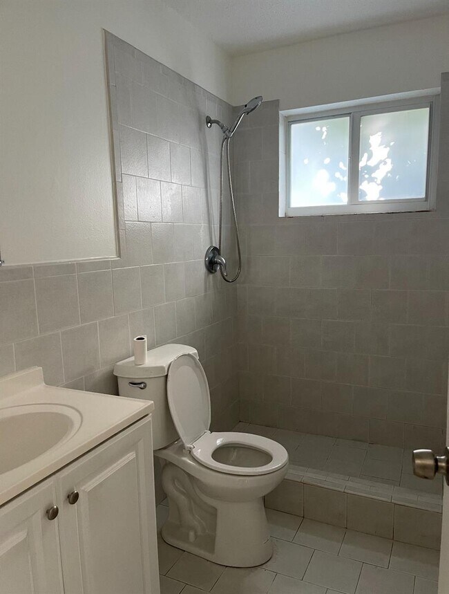 Foto del edificio - 1783 NW 16th St