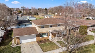 Building Photo - 2614 Saemann Ave