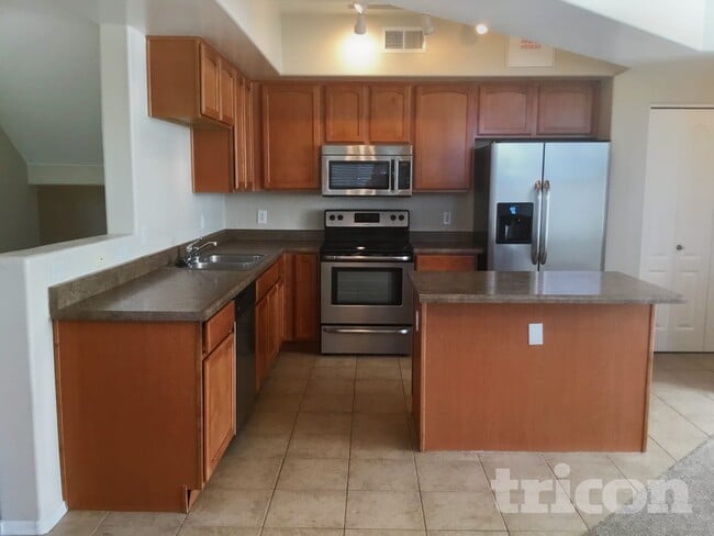 Foto del edificio - 3250 W Greenway Rd