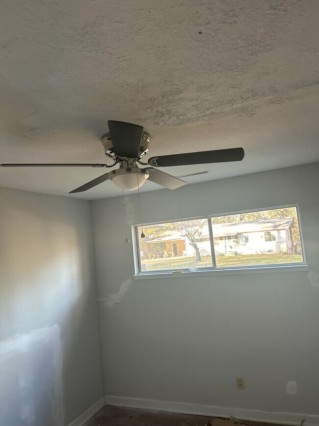 Foto del edificio - 1551 Maria Dr