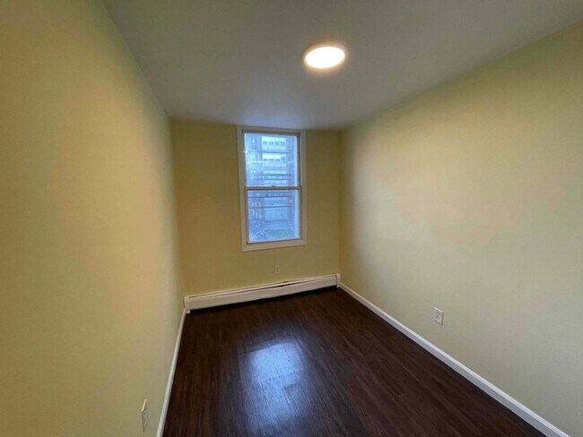 Foto del edificio - 51 E 21st St