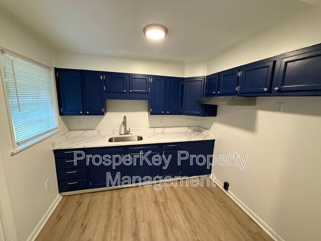 Foto del edificio - 3127 Latona Dr SW