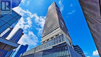 Building Photo - 138 Downes St