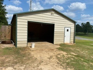 Building Photo - 195 Par Rd 134