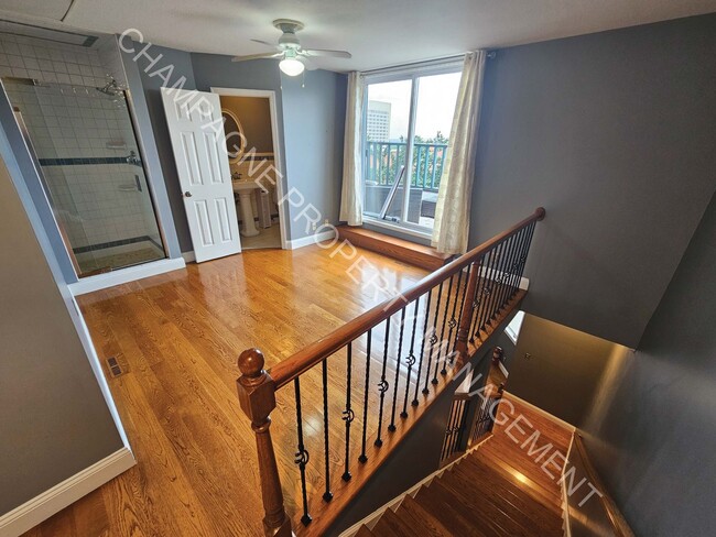 Building Photo - Spacious Townhome in Union Hill Area