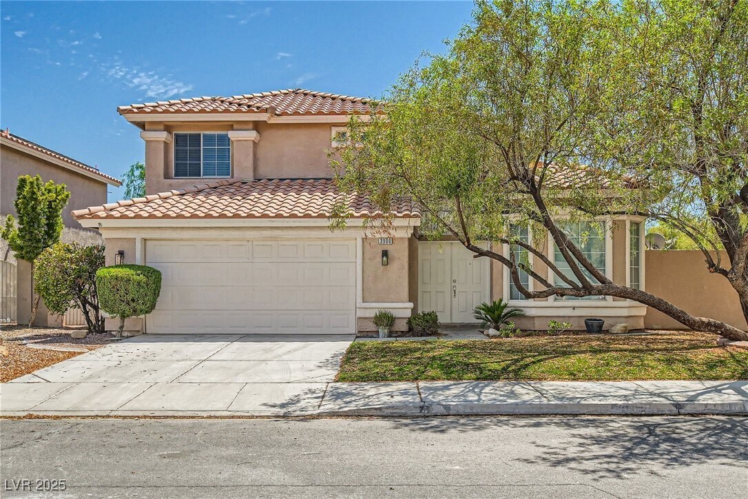 Foto principal - 3900 Triora St