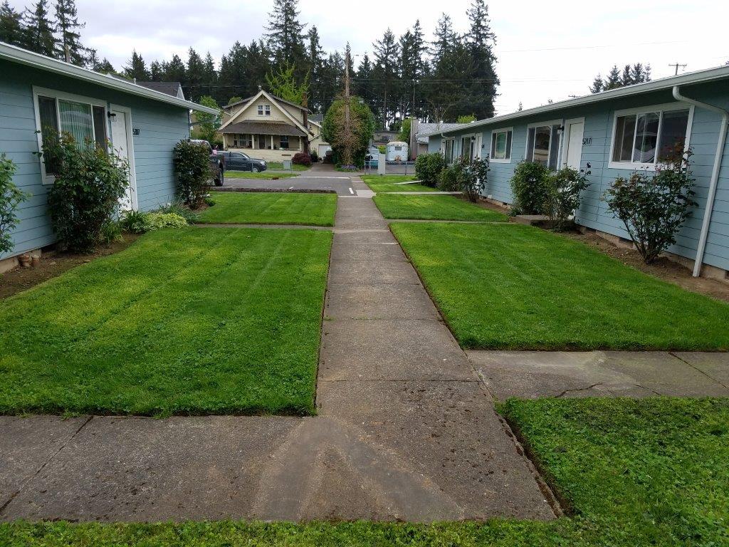 Primary Photo - 5213-5331 SE Henry St