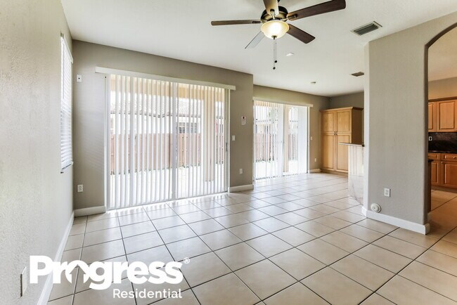 Foto del edificio - 15104 SW 11th Ln