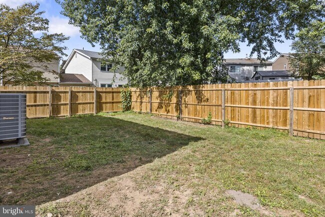 Foto del edificio - 111 Hidden Valley Ln