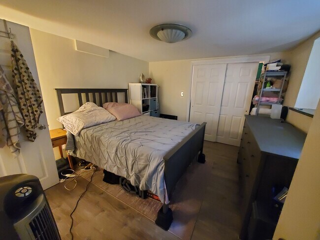 Bed Room - 110 Lanark Rd