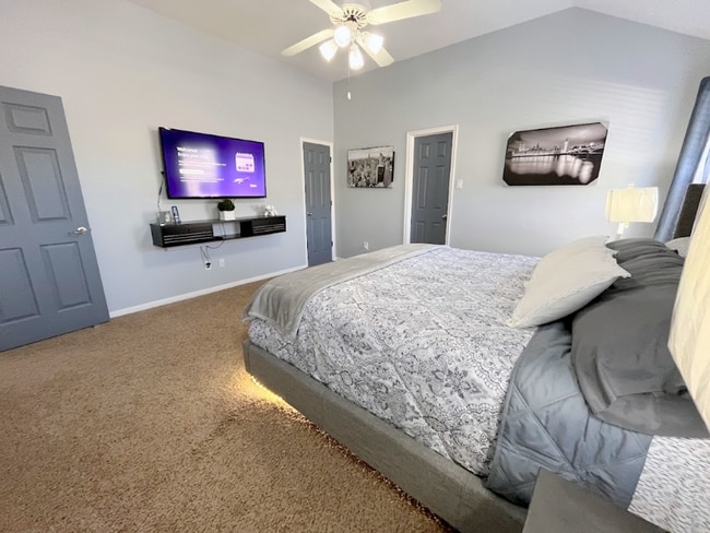 Foto del edificio - 4315 Trailwood Dr