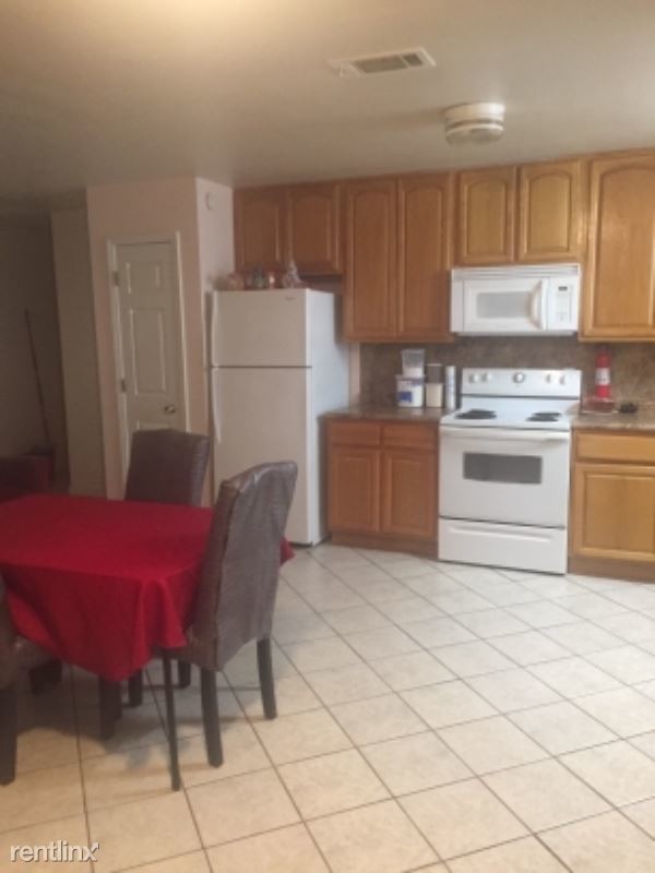 Building Photo - 2 br, 1.5 bath Apartment - 8538 Regiment Dr.